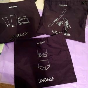(1) Dolce & Gahanna Beauty-Black- 'Lingerie Bag'